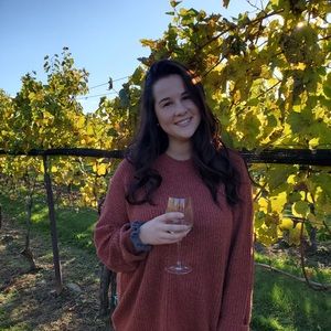 Meet your Posher, Karoline